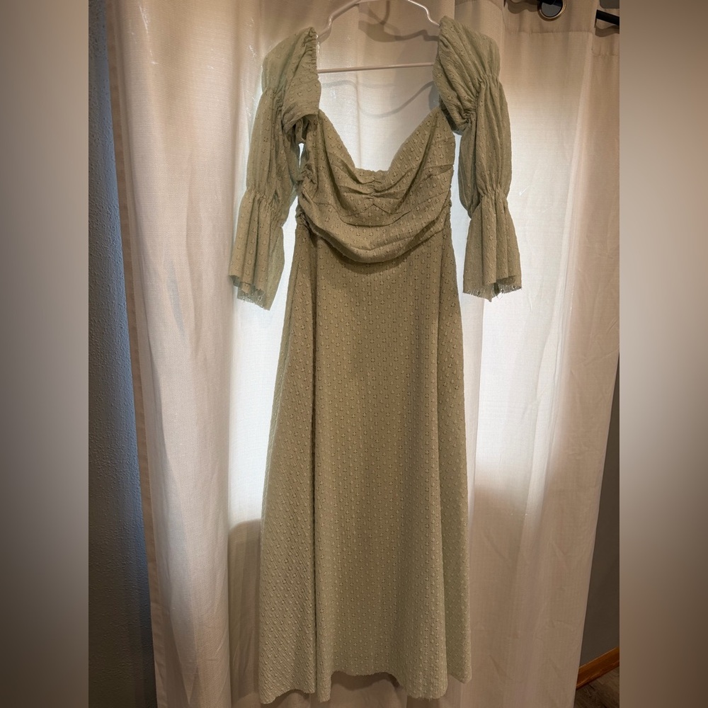 Worth Collective Corrine Tiered Sleeve Maxi Dress with Pockets in Mint - Picture 4 of 7